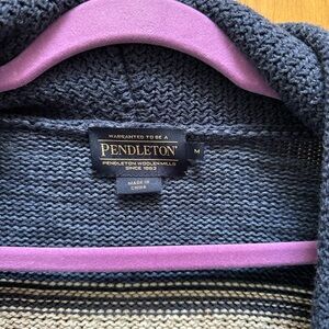 Beautiful SW Pendleton sweater is washable size medium